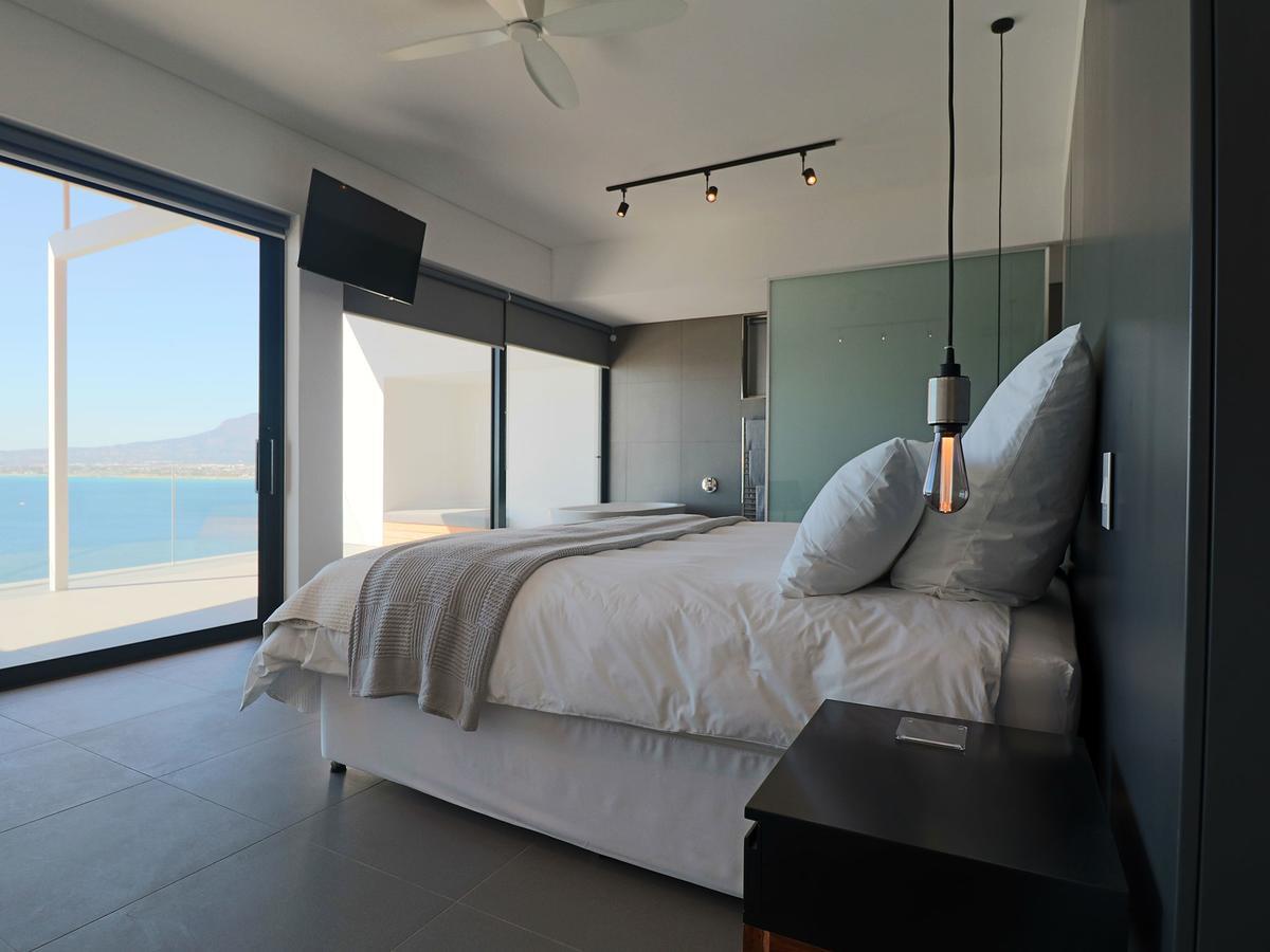 22 Protea For Luxury Living, 6 Bedroom Sleeps 12 Gordonʼs Bay Exterior foto